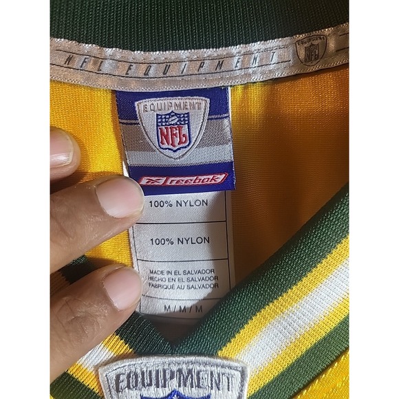 Brett Favre #4 Green Bay Packers Reebok  Football Jersey Men's Medium Yellow - Picture 5 of 8